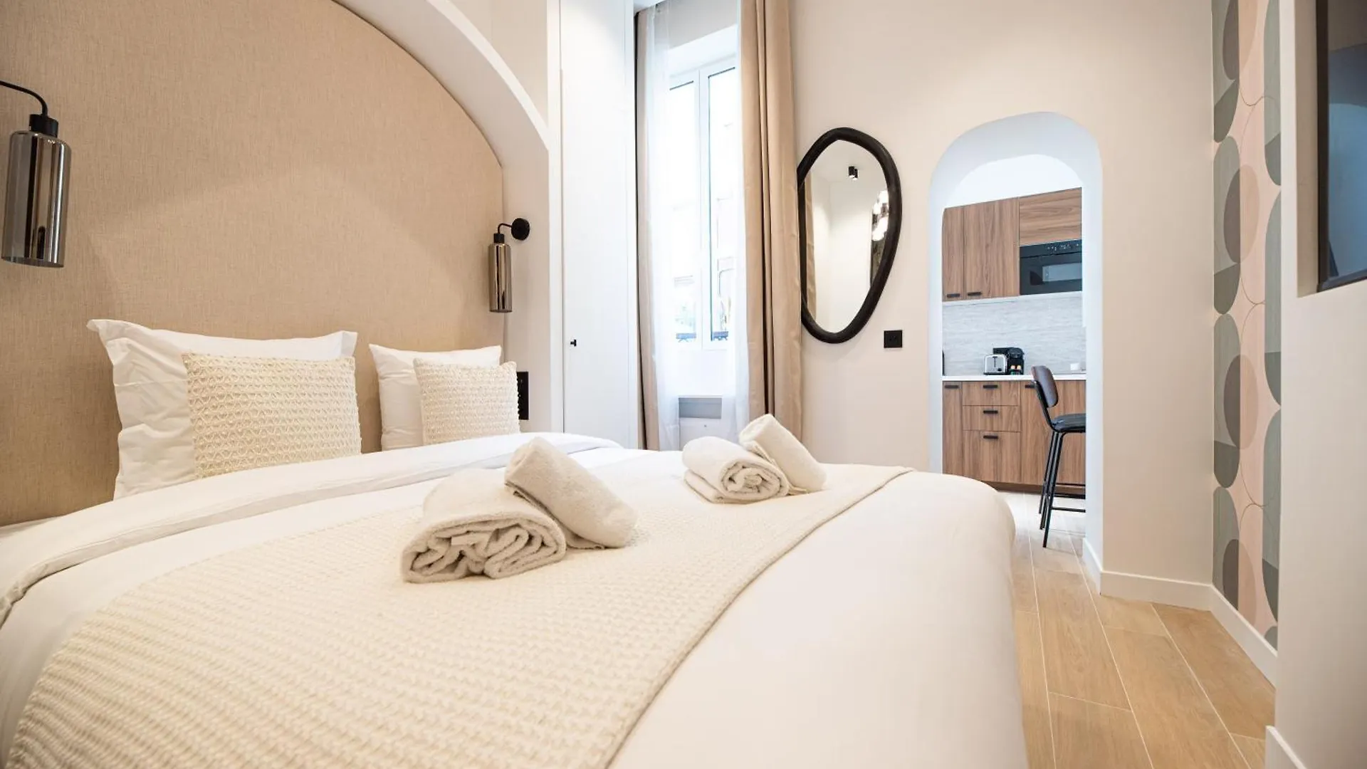 Lovely & Romantic Near Bastille